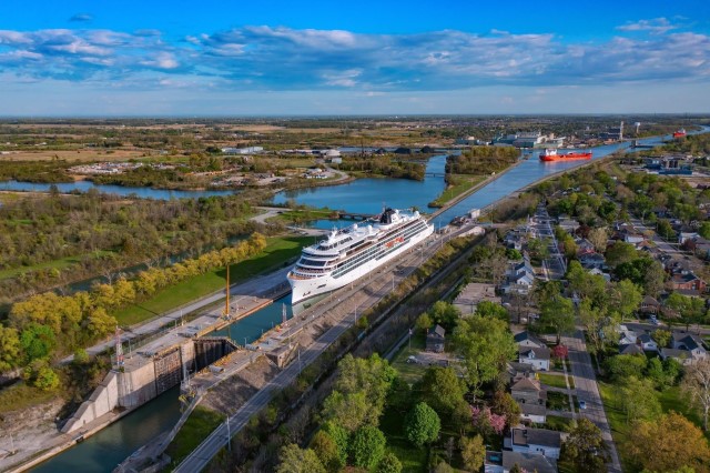 viking cruise ship traversing welland canal